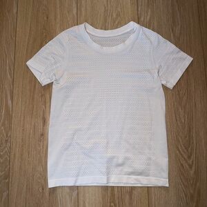Lululemon T-Shirt